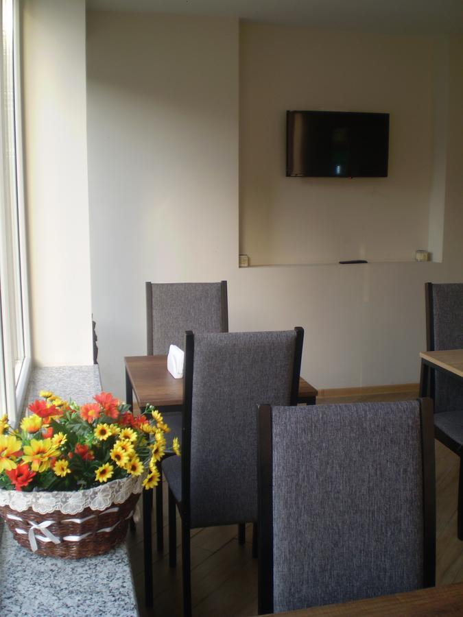 New Hotel Tbilisi ภายนอก รูปภาพ